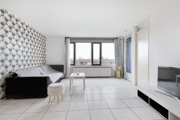 Foto 2 van Iepenwede 8