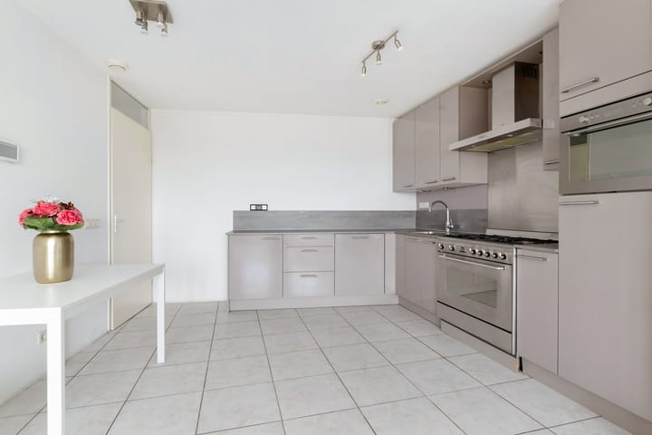 Foto 3 van Iepenwede 8