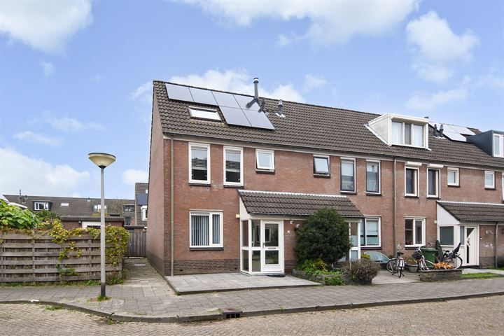 Anna van Saksenstraat 13