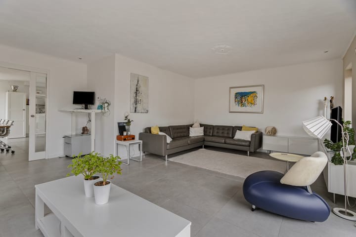 Photo 2 of Albert van Meerveldstraat 44