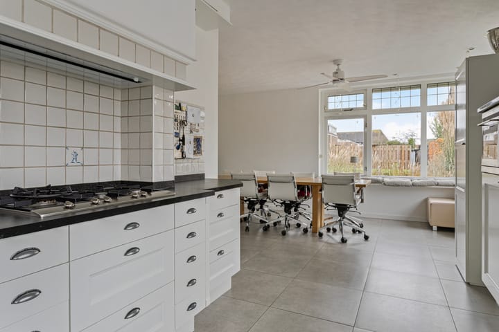 Photo 20 of Albert van Meerveldstraat 44