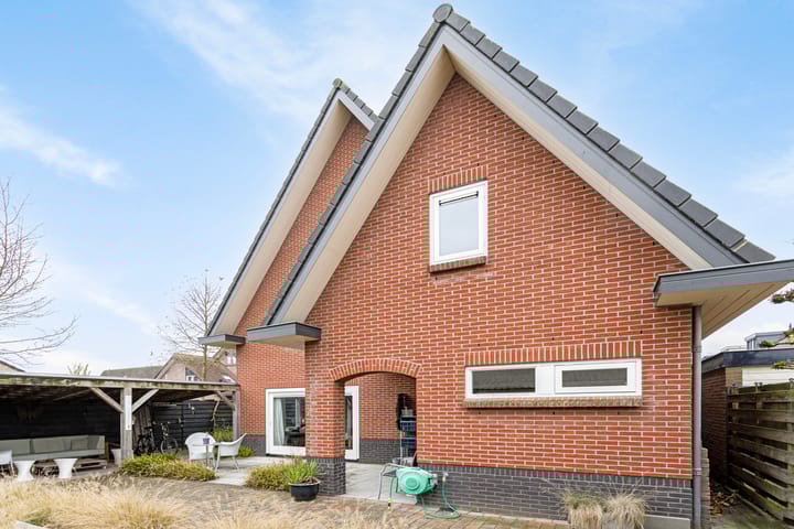 Photo 48 of Albert van Meerveldstraat 44