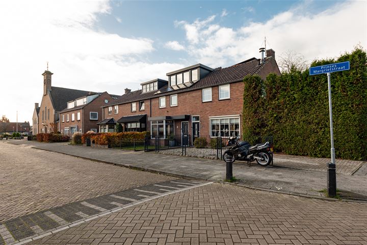 View photo 36 of Prinses Margrietstraat 4