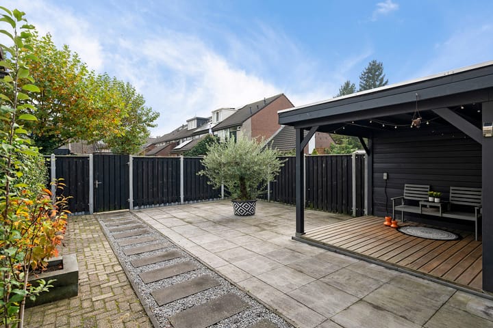 Foto 2 van Annie Romein-Verschoorstraat 1