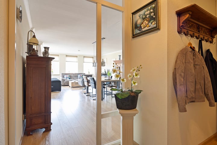 Photo 9 of Tuinstraat 36