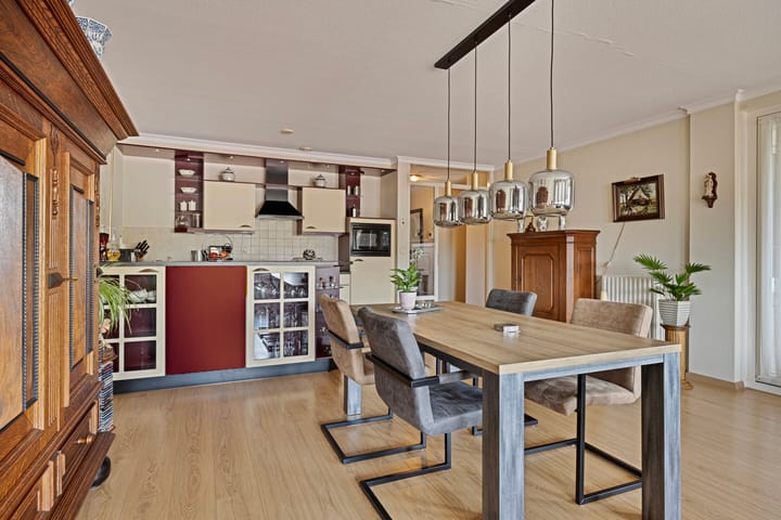 Photo 13 of Tuinstraat 36