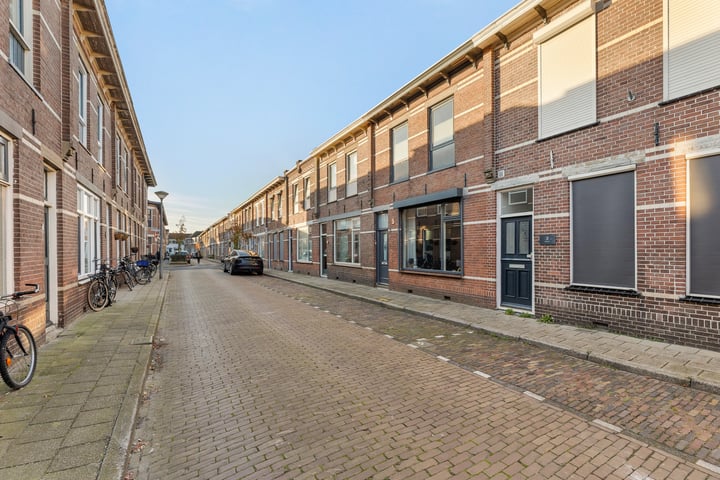 Bekijk foto 30 van Kloosterstraat 5