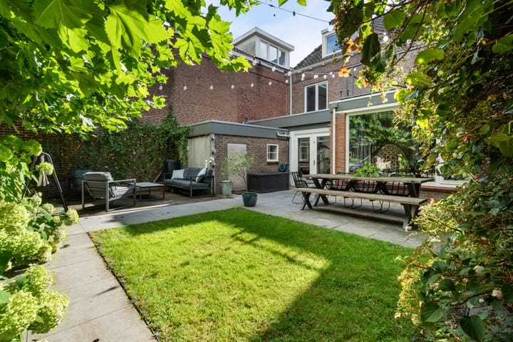 Foto 42 van Mgr. Nolensplein 30