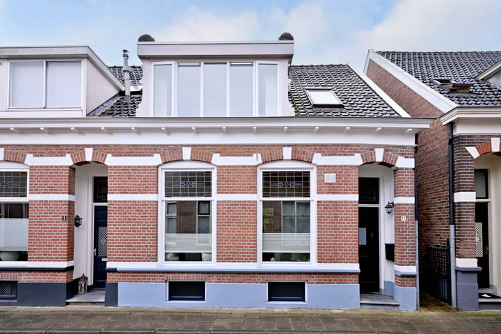 Bekijk foto 40 van Veldstraat 11