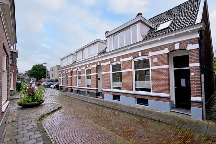 Bekijk foto 42 van Veldstraat 11