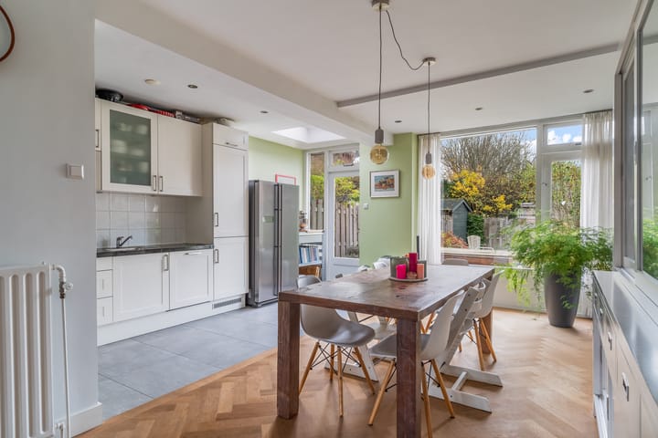 Foto 15 van Johan de Wittstraat 30