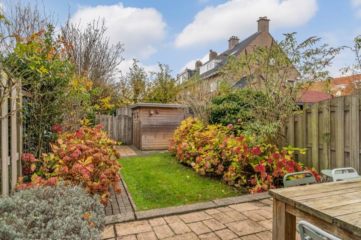 Foto 21 van Johan de Wittstraat 30