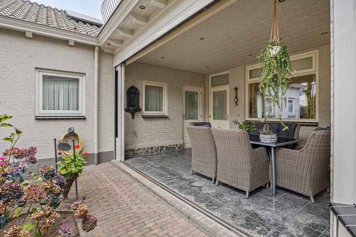 Foto 3 van Nassauplein 1