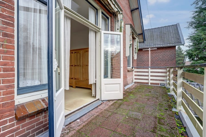 Photo 59 of Pauw van Wieldrechtlaan 12