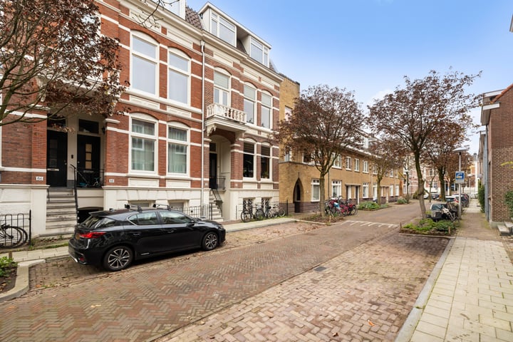 View photo 4 of M.A. de Ruyterstraat 90