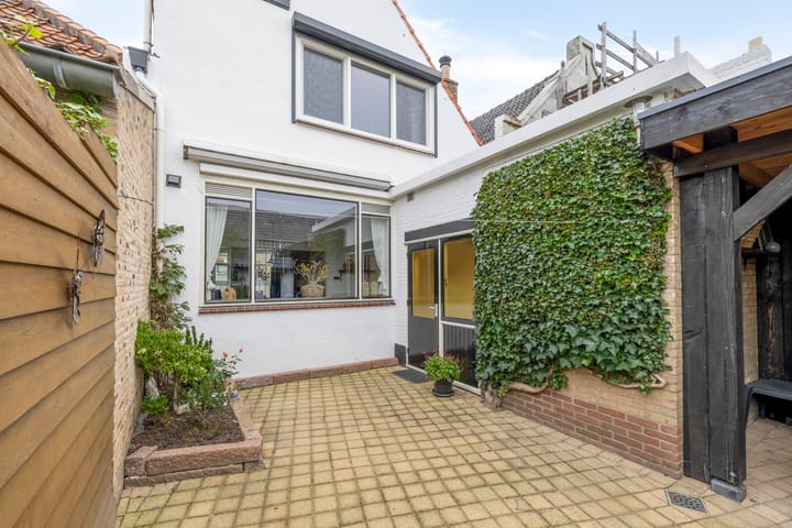 Photo 28 of Binnenweg 42