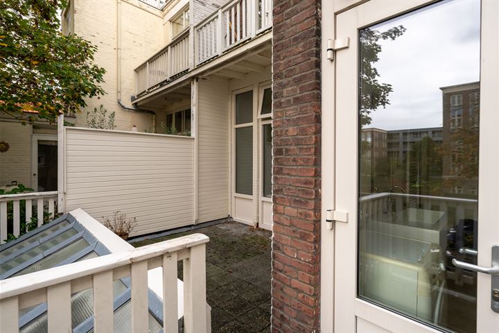 View photo 16 of Bankastraat 8