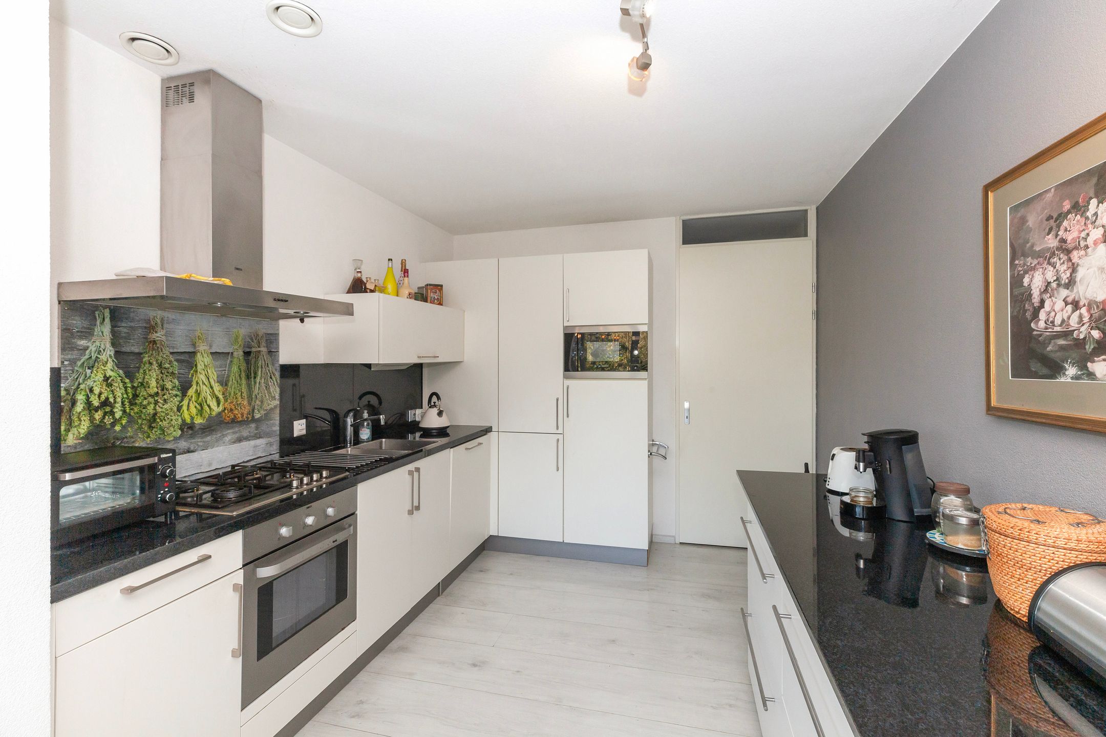 Photo 18 of Johan de Wittstraat 141