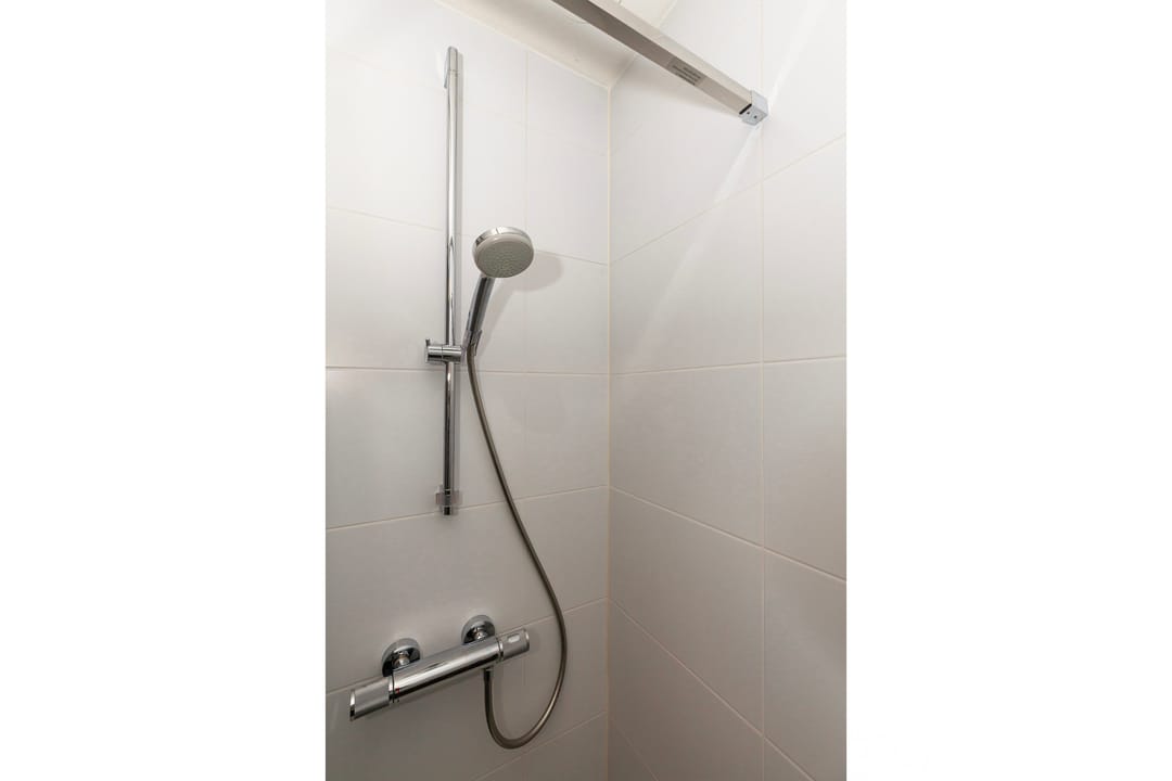 Photo 32 of Johan de Wittstraat 141