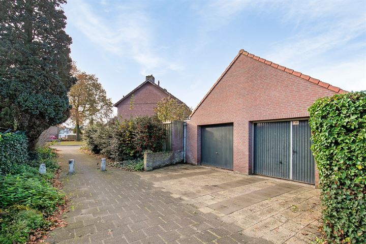 Bekijk foto 34 van Pater Vogelsstraat 43