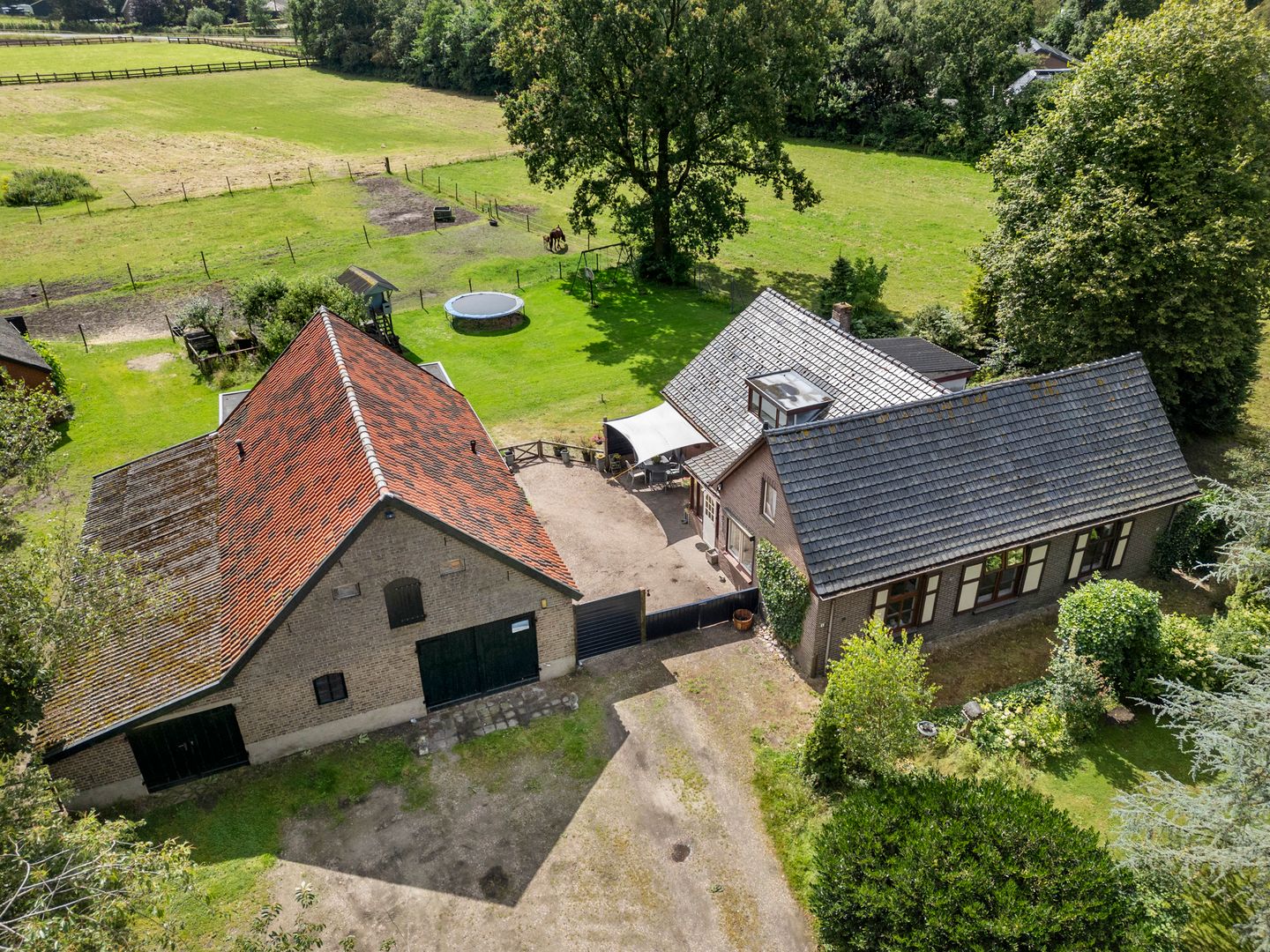 Photo 35 of Damakkerweg 6