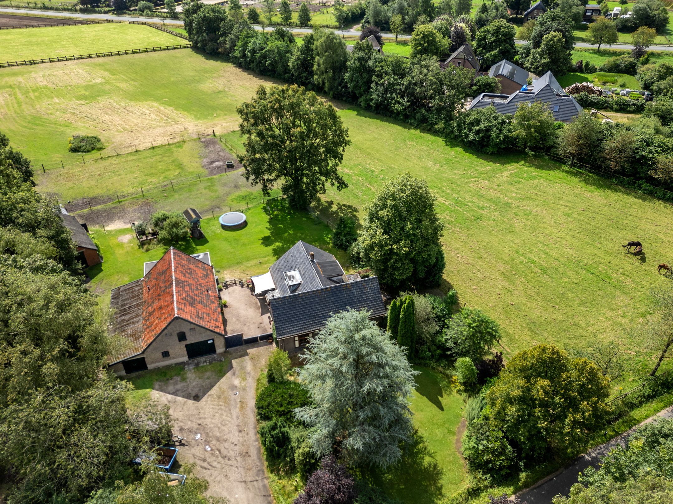 Photo 36 of Damakkerweg 6