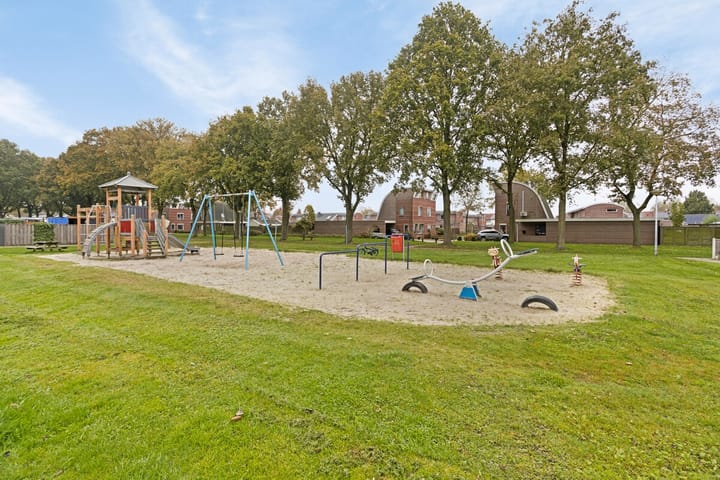 Foto 40 van Voeghoutenstraat 134