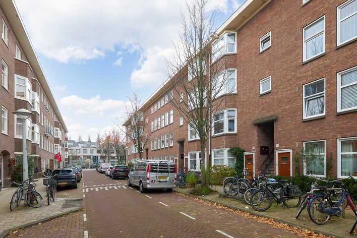 Bekijk foto 4 van Alblasstraat 15-1