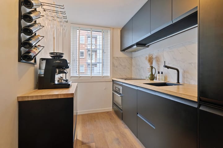 Foto 15 van Alblasstraat 15-1