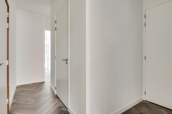 Photo 12 of Bellefroidlunet 1-A01