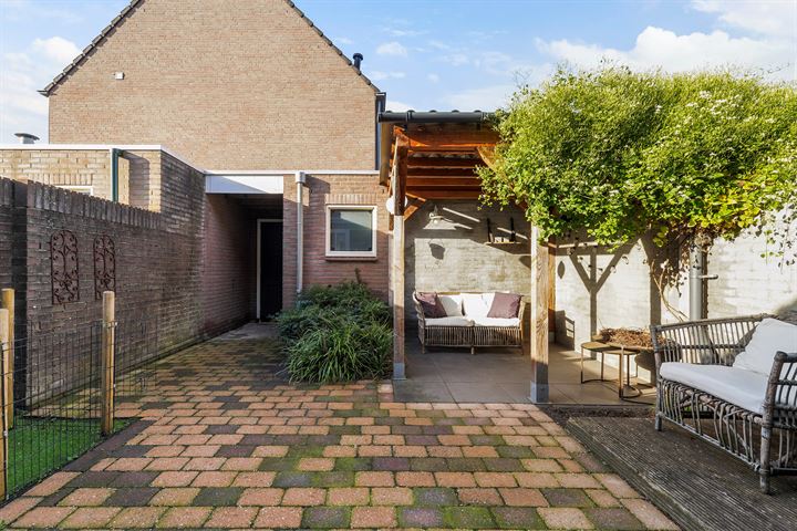 View photo 33 of Willibrordusstraat 59