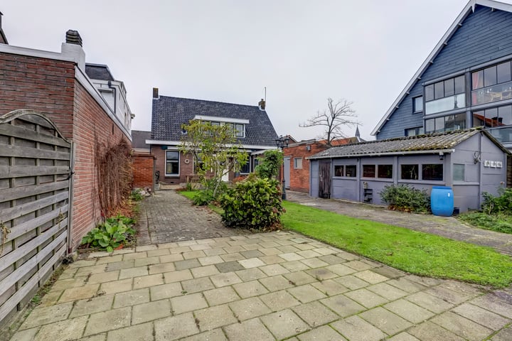 View photo 33 of Dorpsstraat 81