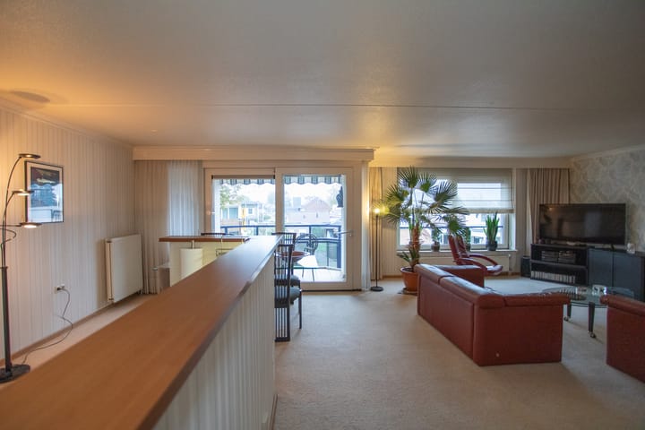 Foto 31 van Schoolstraat 1