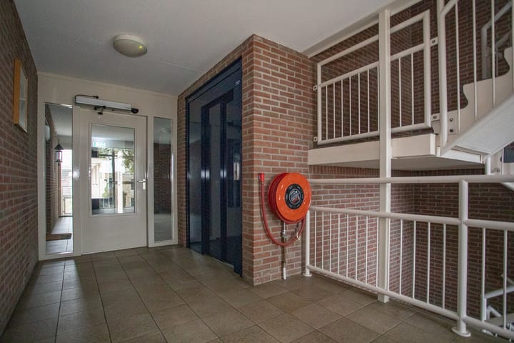 Foto 35 van Schoolstraat 1