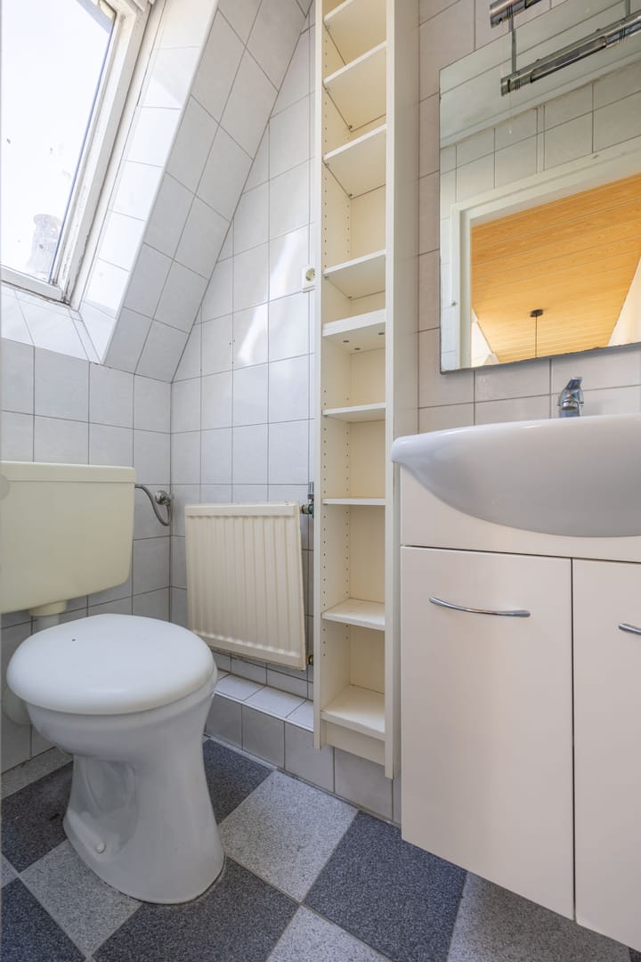 Photo 24 of Grotestraat 5-B