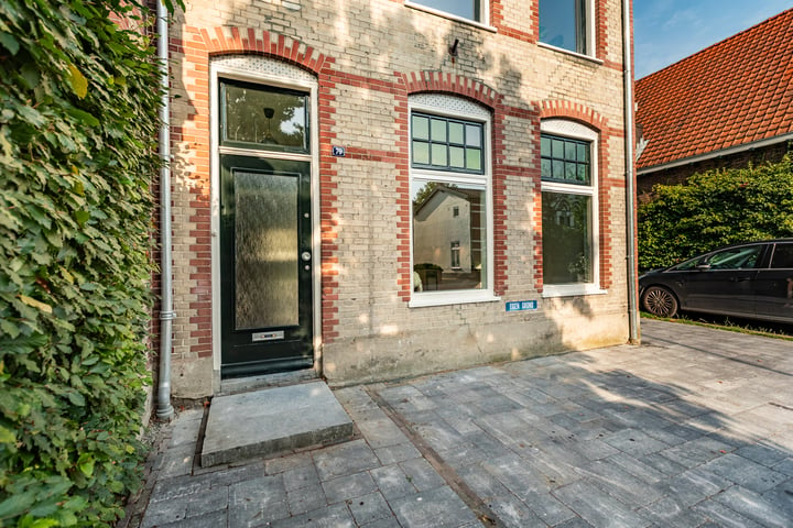 Bekijk foto 1 van Naarderstraat 79