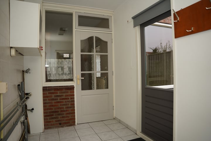 View photo 11 of Gentsestraat 83