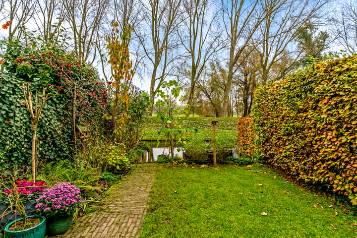 Foto 29 van Rivierforel 43