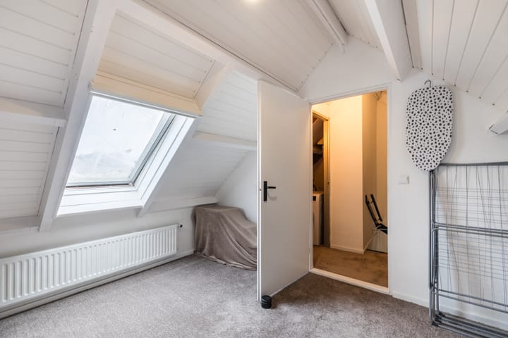 Foto 30 van Behringhof 47