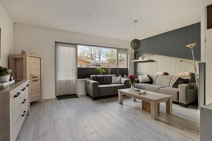 Foto 9 van Willem-Alexanderplaats 100