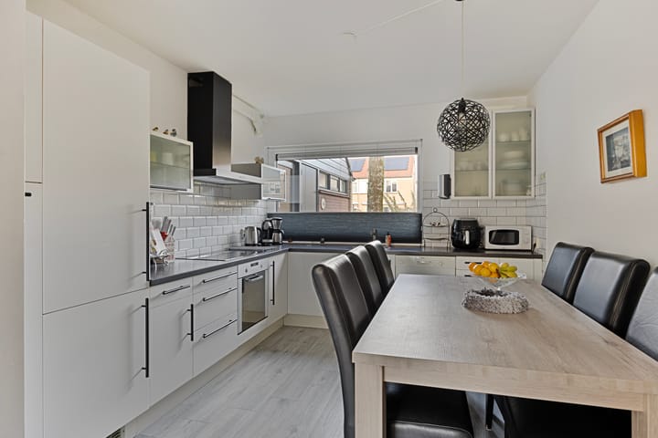 Foto 14 van Willem-Alexanderplaats 100