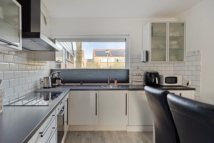 Foto 16 van Willem-Alexanderplaats 100