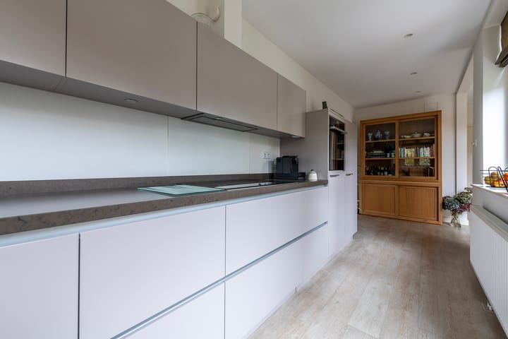 Photo 12 of Laan van Cattenbroeck 38