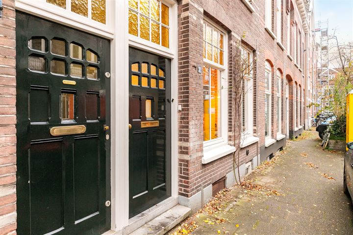 View photo 7 of Evertsenstraat 12