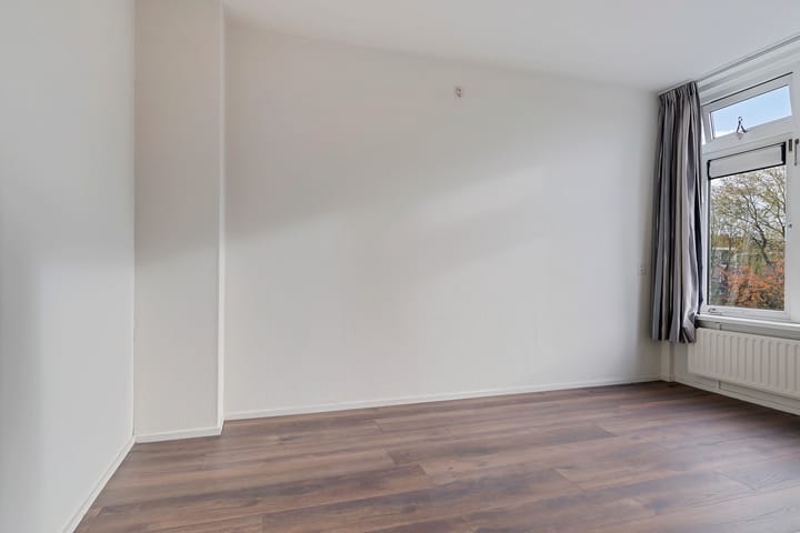 Photo 14 of Arent Janszoon Ernststraat 839