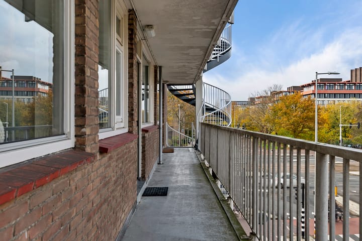 Photo 20 of Arent Janszoon Ernststraat 839