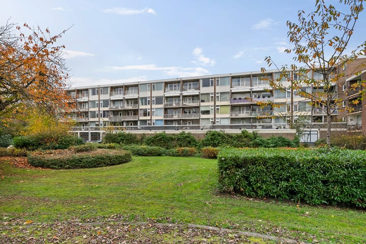 Photo 21 of Arent Janszoon Ernststraat 839