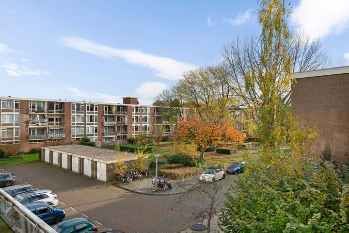 Photo 30 of Arent Janszoon Ernststraat 839