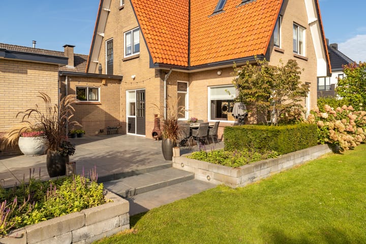 Foto 38 van Julianastraat 22