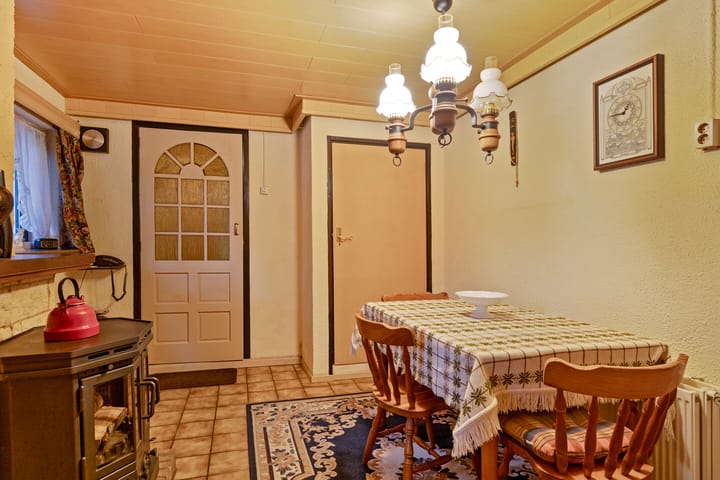 Photo 8 of Vennekensstraat 1